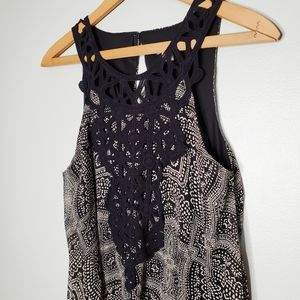 Xhilaration Black and White Patterned Lace Sleeveless Asymmetrical Maxi …